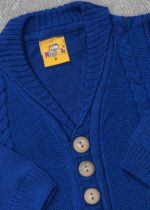 cardigan azul menina