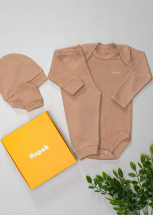 Kit Presente Bebê 4 Peças Conjunto Mais Touca e Luvas Nude