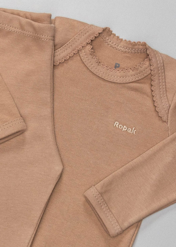 Kit Presente Bebê 4 Peças Conjunto Mais Touca e Luvas Nude - Imagem 2